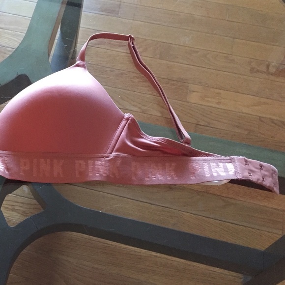 VS PINK Bra size 32C - Picture 6 of 10